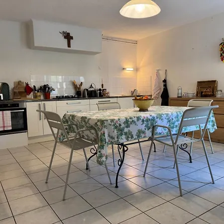 Guest house Le Clos De Posquieres, Maison Vigneronne, Piscine. 4*